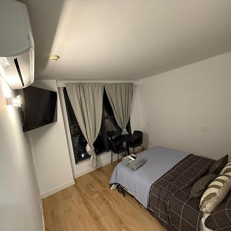 To Room Madrid Castellana Buitenkant foto