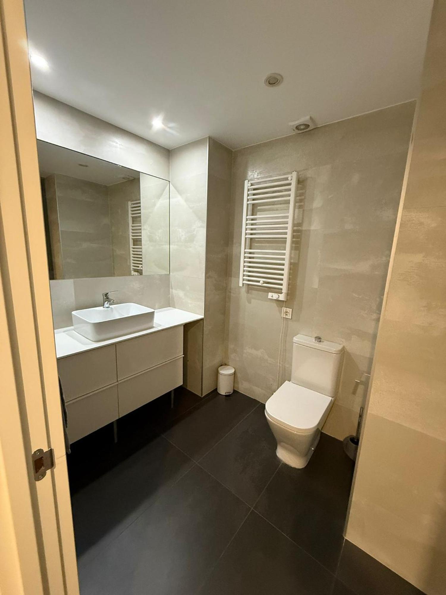 To Room Madrid Castellana Buitenkant foto